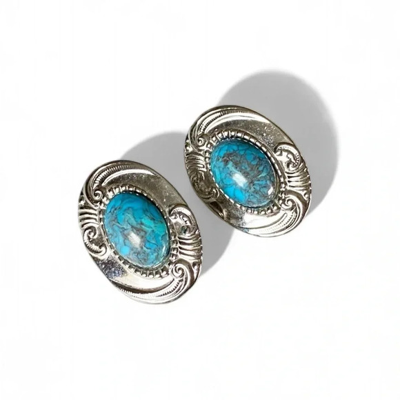 Vintage Jewelry - SOLD!! Oval concho silvertone faux turquoise vintage clip on earrings,